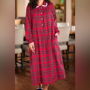 Lanz of Salzburg nightgown, EUC size Large